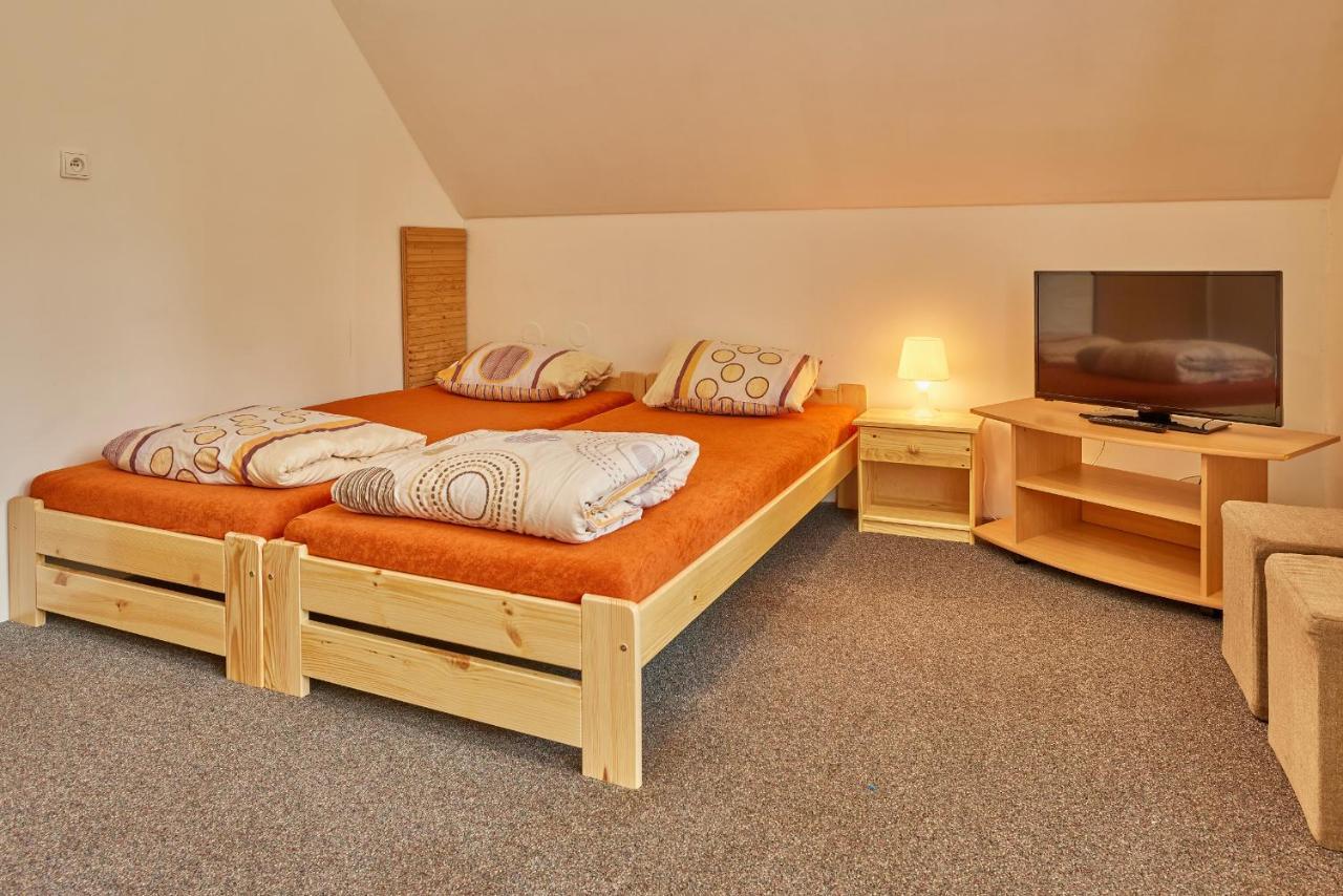 Camp Dolce Hotel Trutnov Ngoại thất bức ảnh